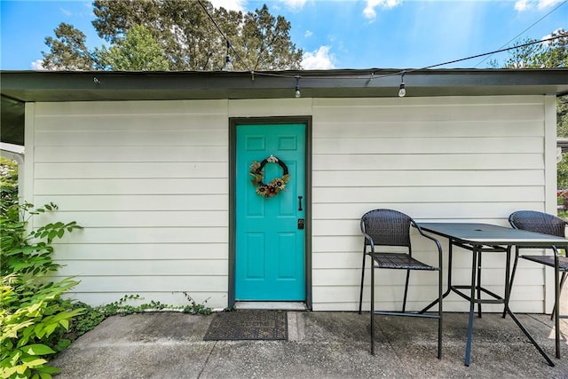 view of entrance to property