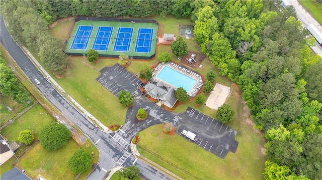 drone / aerial view of a pool area