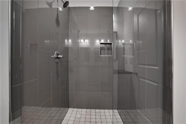 2620 Middle Coray Cir, Marietta, GA 30066 - full bathroom featuring tiled shower