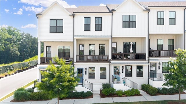 1247 Zucchini Cir SE, Atlanta, GA 30315 - multi unit property with board and batten siding and a balcony