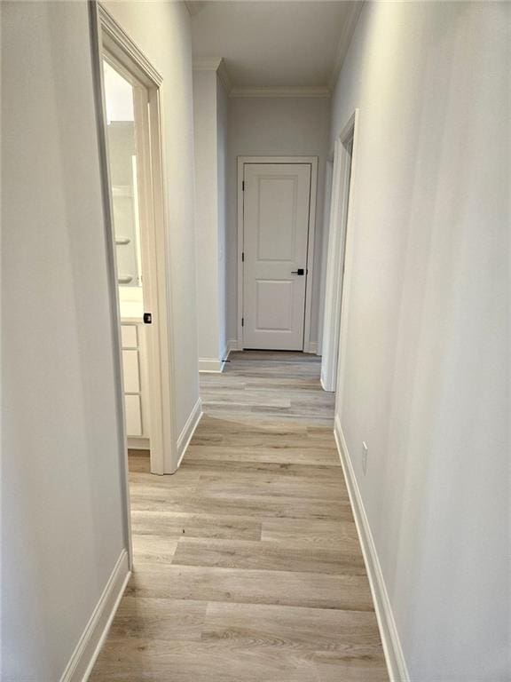 228 Trellis Walk, Macon, GA 31220 - corridor featuring light wood-style flooring, crown molding, and baseboards