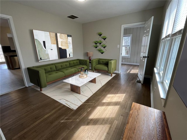 1929 Hazelwood Dr SE, Marietta, GA 30067 - living area featuring wood finished floors and baseboards