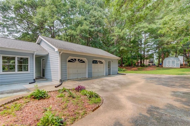 1980 Mcconnell Rd, Grayson, GA 30017 - garage featuring a shed