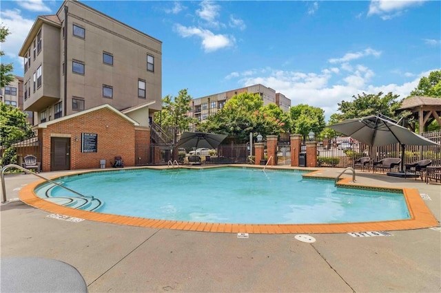898 Oak St SW Unit 3228, Atlanta, GA 30310 - community pool with a patio