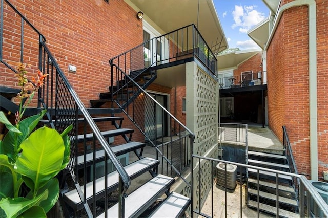 1822 N Rock Springs Rd NE Unit 24, Atlanta, GA 30324 - view of staircase