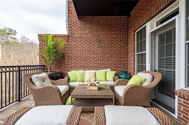 balcony featuring an outdoor hangout area