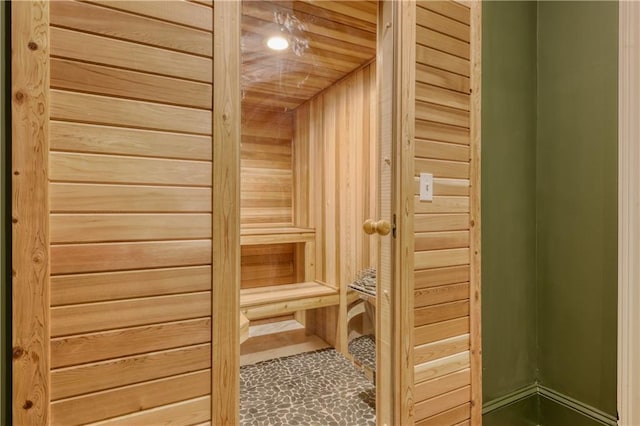 view of sauna / steam room