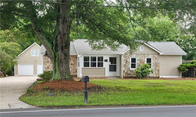 6109 N Main St SE, Acworth, GA 30101 - single story home with stone siding, a detached garage, a front yard, and a shingled roof