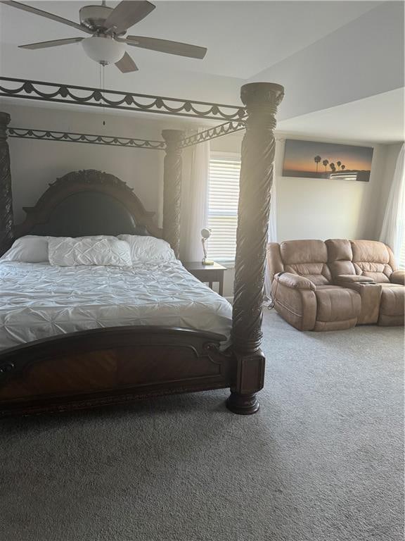 bedroom featuring carpet floors and ceiling fan