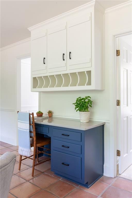 bar with ornamental molding