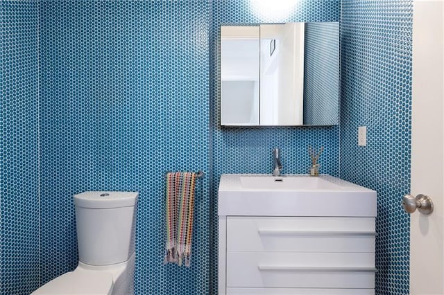 1601 Marlbrook Dr NE, Atlanta, GA 30307 - bathroom with toilet and vanity