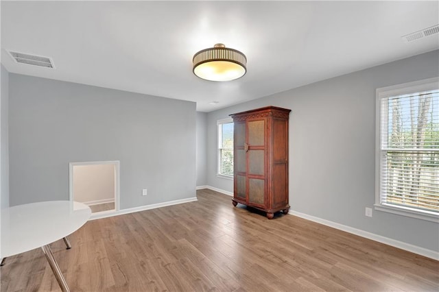 empty room featuring light hardwood / wood-style flooring