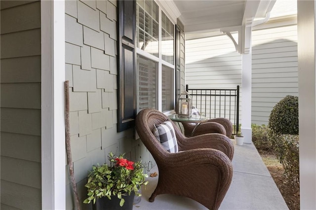 exterior space featuring a porch