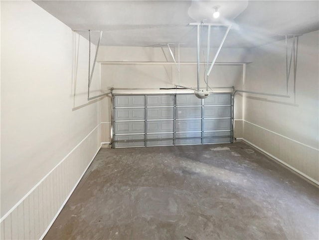 3905 Colonial Trl SW, Lilburn, GA 30047 - garage featuring a garage door opener
