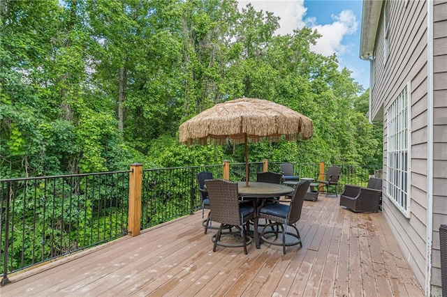 5342 Lakerock Dr SW, Atlanta, GA 30331 - wooden deck with outdoor dining space