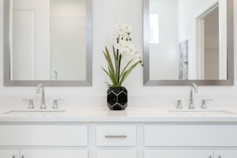 388 Pratt Dr Unit 2113, Atlanta, GA 30315 - full bath with double vanity