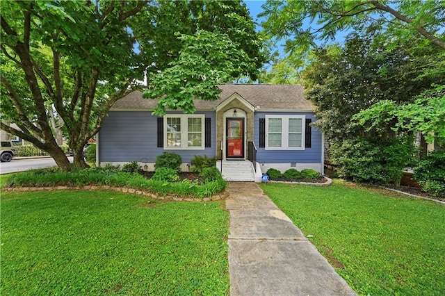 511 Robinson Ave SE, Atlanta, GA 30315 - view of front of home featuring a front yard, crawl space, and a shingled roof
