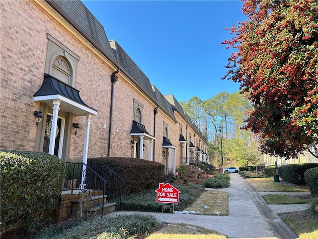 view of home's exterior