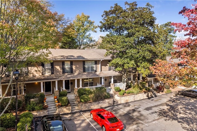 view of front of home featuring a porch