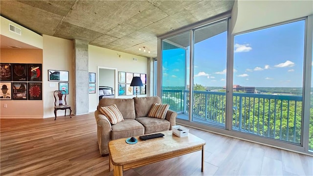 3300 Windy Ridge Parkway SE Unit 1121, Atlanta, GA 30339 - living area featuring wood finished floors