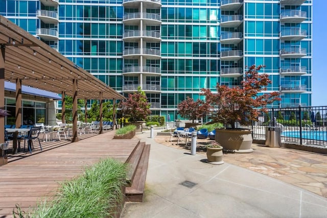 943 Peachtree St NE Unit 1109, Atlanta, GA 30309 - view of community featuring a pergola