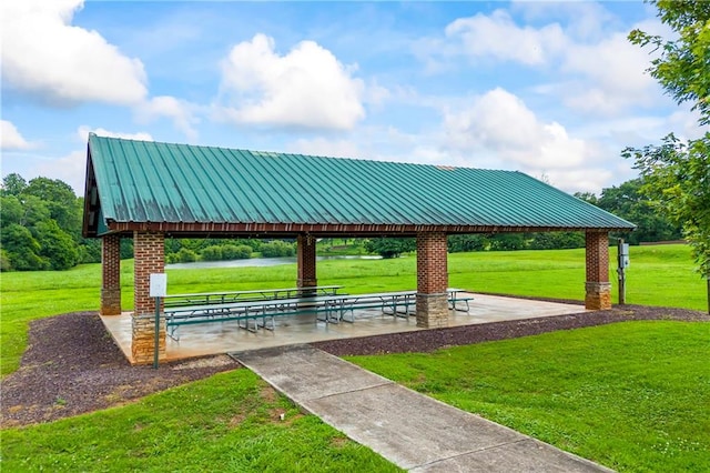 108 Lake Point Ct, Jefferson, GA 30549 - view of home's community featuring a gazebo and a yard