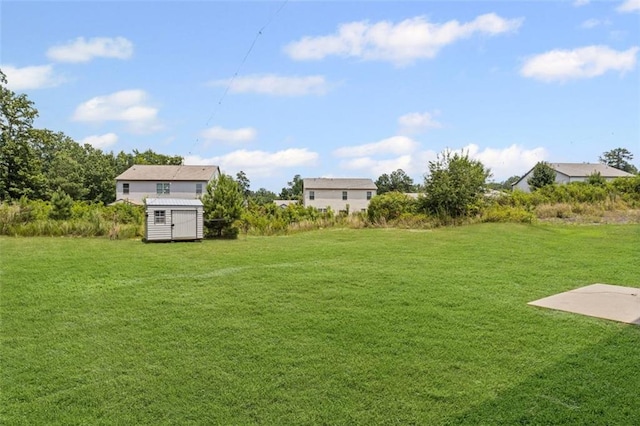 8553 Braylen Manor Dr, Douglasville, GA 30134 - view of grassy yard featuring a shed