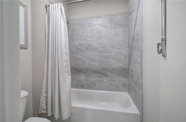 2657 Cedar Pine Way, Atlanta, GA 30360 - bathroom with shower / bathtub combination with curtain and toilet