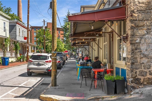611 Pickett St SE, Atlanta, GA 30316 - view of car parking