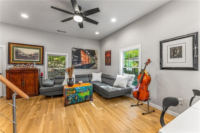 611 Pickett St SE, Atlanta, GA 30316 - living area with light wood-type flooring, a ceiling fan, baseboards, and recessed lighting