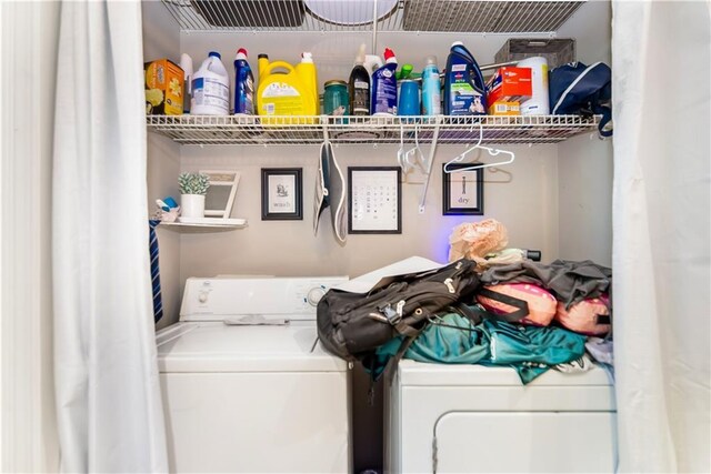 404 Summerchase Way, Woodstock, GA 30189 - laundry room with washing machine and dryer