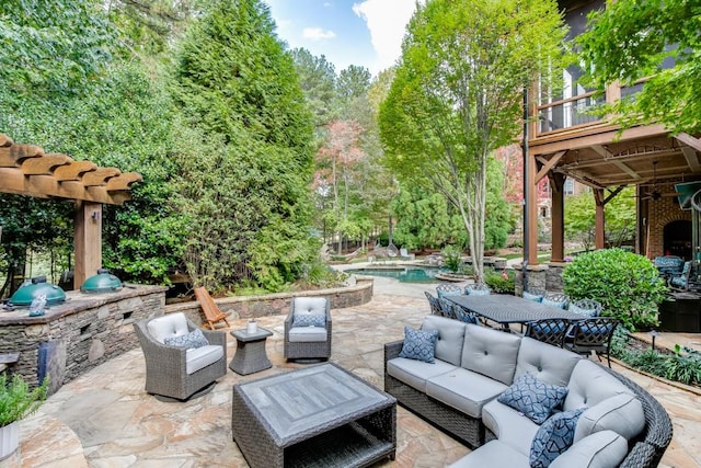 view of patio / terrace featuring an outdoor hangout area