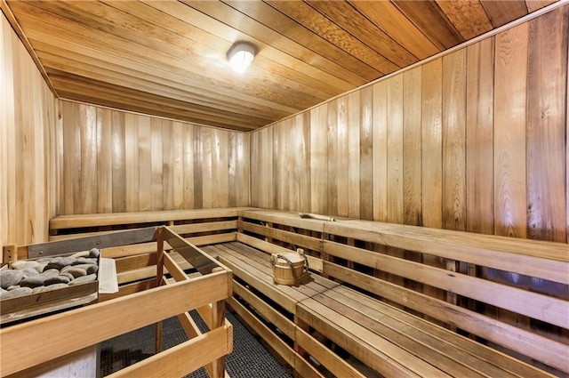 view of sauna / steam room