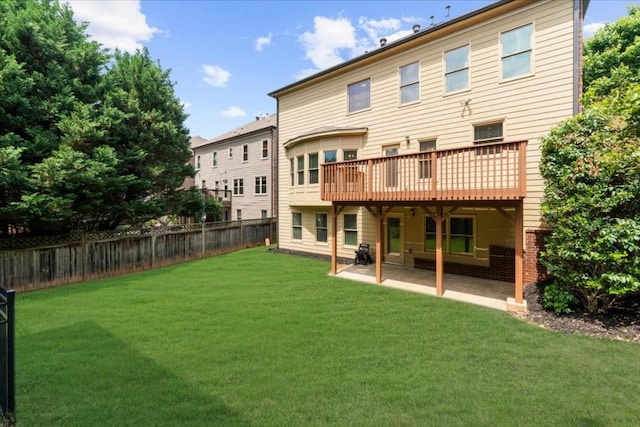 3086 Frazier Walk, Decatur, GA 30033 - back of house with a deck and a patio