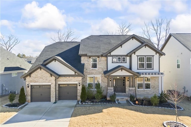 craftsman-style house with a porch