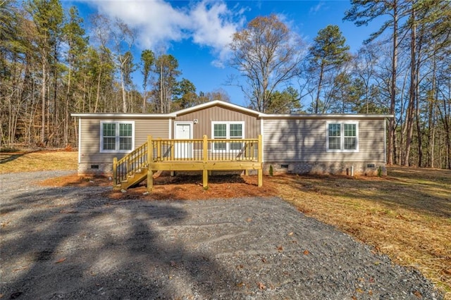 view of front facade featuring a deck