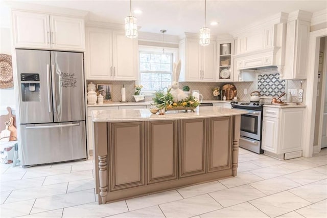 3 Westridge Pl, Rome, GA 30165 - kitchen featuring white cabinetry, appliances with stainless steel finishes, and pendant lighting