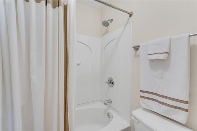 3733 Chattahoochee Summit Dr SE Unit 7, Atlanta, GA 30339 - full bathroom featuring shower / tub combo and toilet