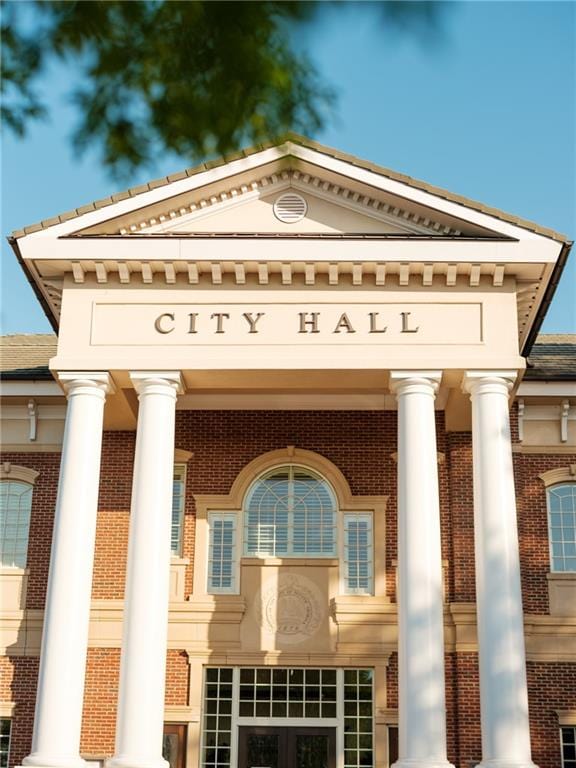 view of building exterior