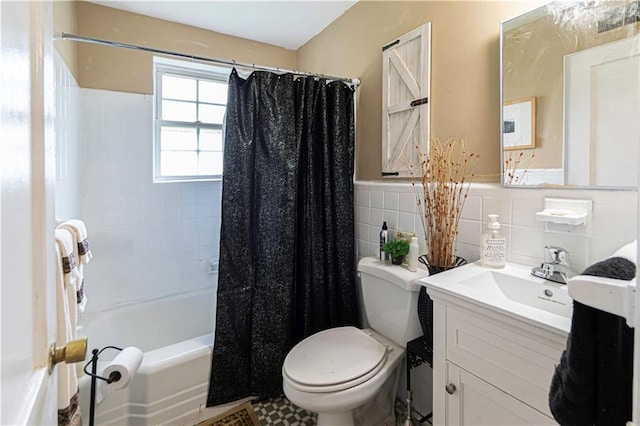 2656 Northview Ave, Decatur, GA 30032 - bathroom featuring wainscoting, vanity, shower / tub combo with curtain, toilet, and tile walls