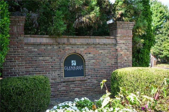 661 Lockton Pl, Sandy Springs, GA 30342 - view of community sign