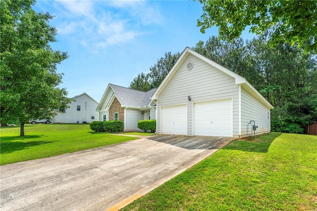 85 Old Gettysburg Way, Dallas, GA 30157 - ranch-style home featuring concrete driveway, an attached garage, and a front lawn