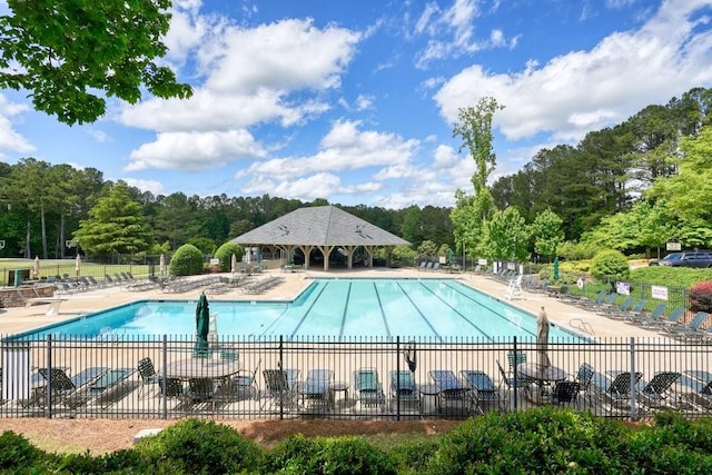 921 Laurel Crest Dr, Woodstock, GA 30189 - community pool with a patio