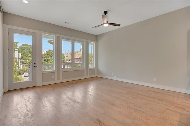 454 Connally St SE, Atlanta, GA 30312 - unfurnished room featuring light wood finished floors, a ceiling fan, and recessed lighting