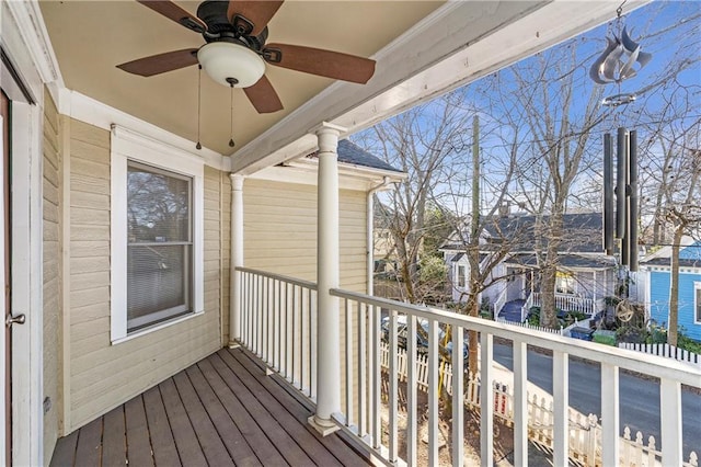 balcony featuring ceiling fan