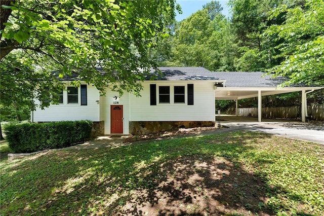 128 Reynolds Bridge Rd, Kingston, GA 30145 - view of front of home featuring concrete driveway and an attached carport