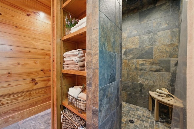 147 Lake Watch Pt, Cleveland, GA 30528 - full bath with a tile shower and stone finish floors