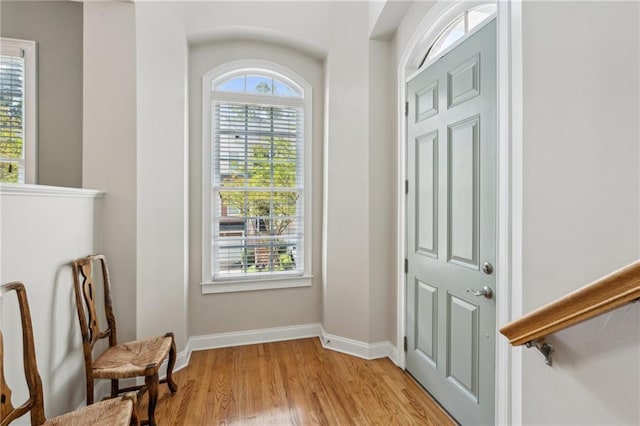 5882 Riverstone Cir Unit 15, Atlanta, GA 30339 - living area with light wood finished floors and baseboards