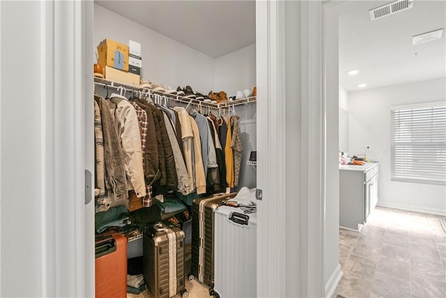 view of spacious closet