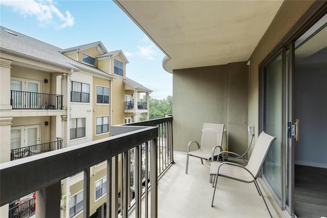 795 Hammond Dr Unit 503, Sandy Springs, GA 30328 - view of balcony